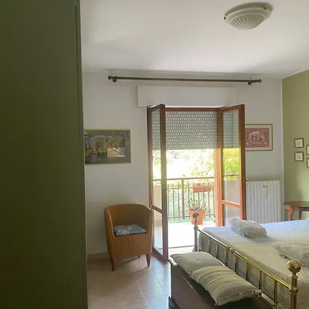 Ampio 6 Posti Vicino Al Mare Con Balcone E Parcheggio Gratis *